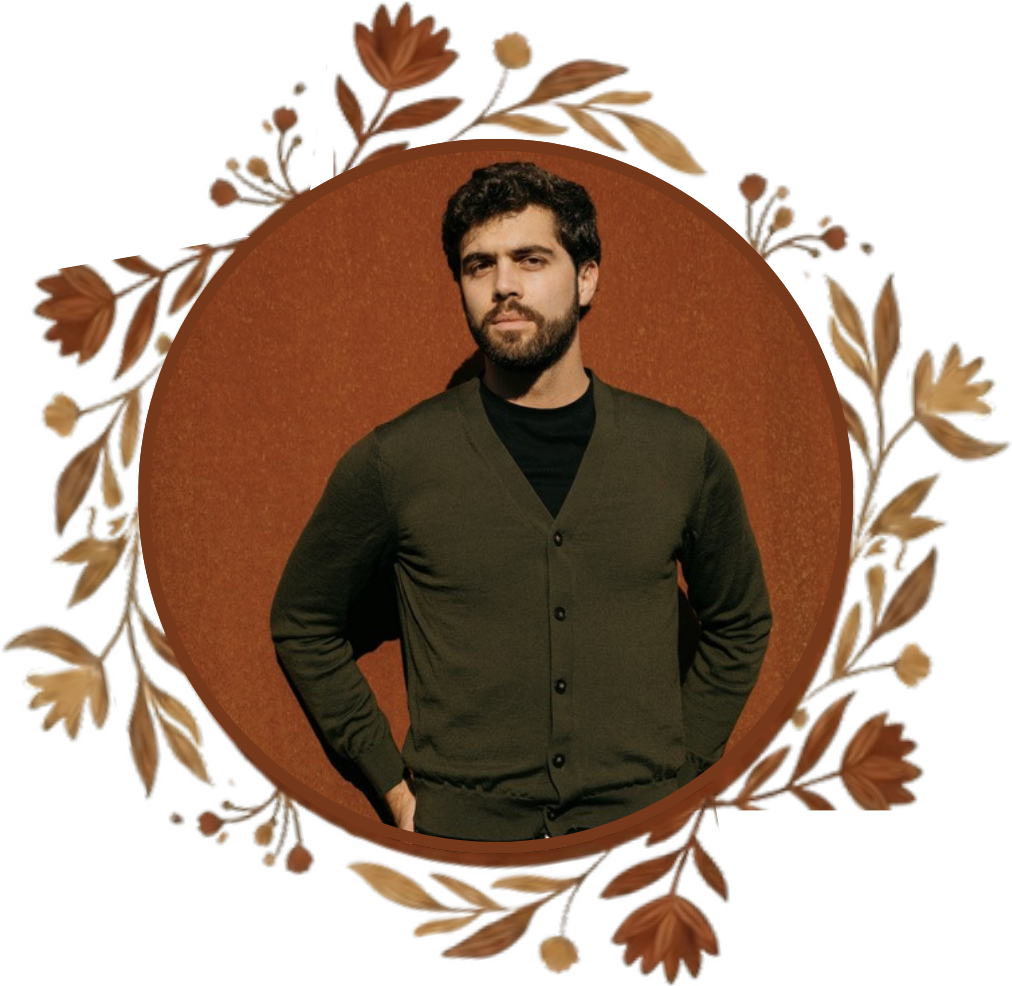 Arcelus, cantante y compositor de Cielito Lindo